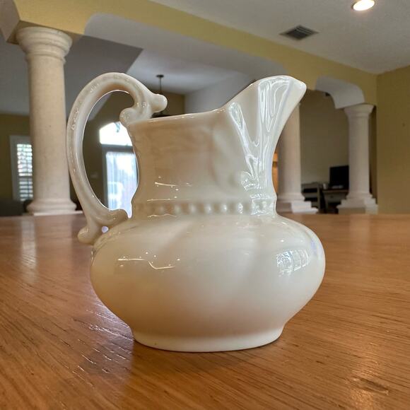 Vintage Creamer by Lenox Colonial Collection Bone China - Picture 4 of 9